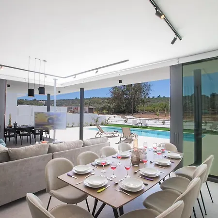 Elite Pearl * Protaras