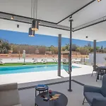 Villa Elite Pearl *